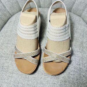 Skechers Beige Tan and White Crisscross Rhinestone Slingback Sandals